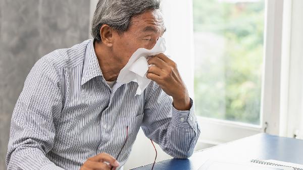 电压力锅炖鸡的过程